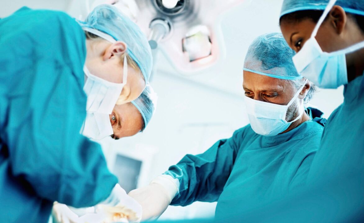 Proses pembesaran zakar oleh pakar bedah melalui pembedahan